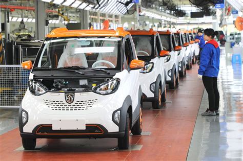 how many gm cars are built in china